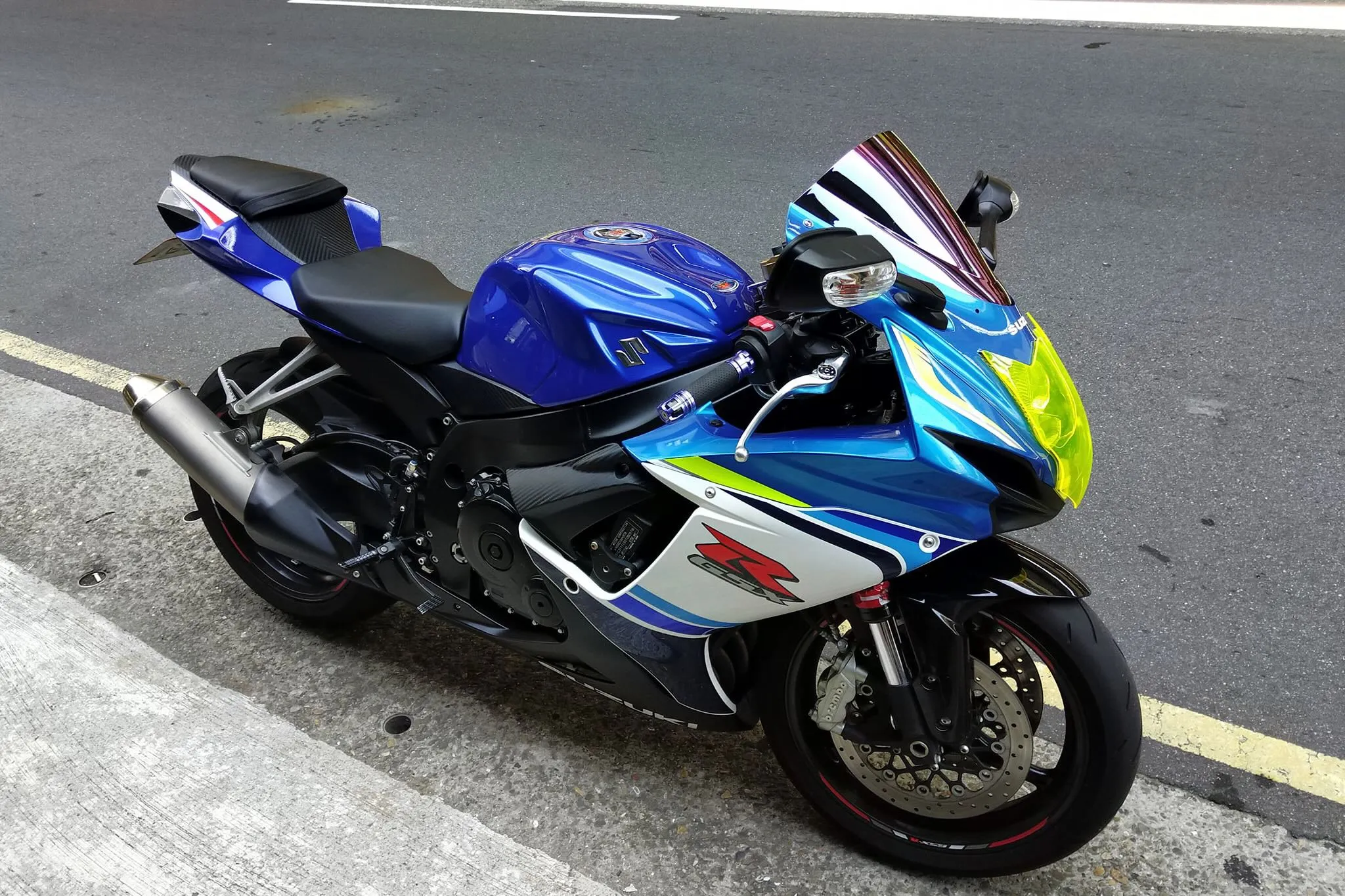 SUZUKI GSX-R600