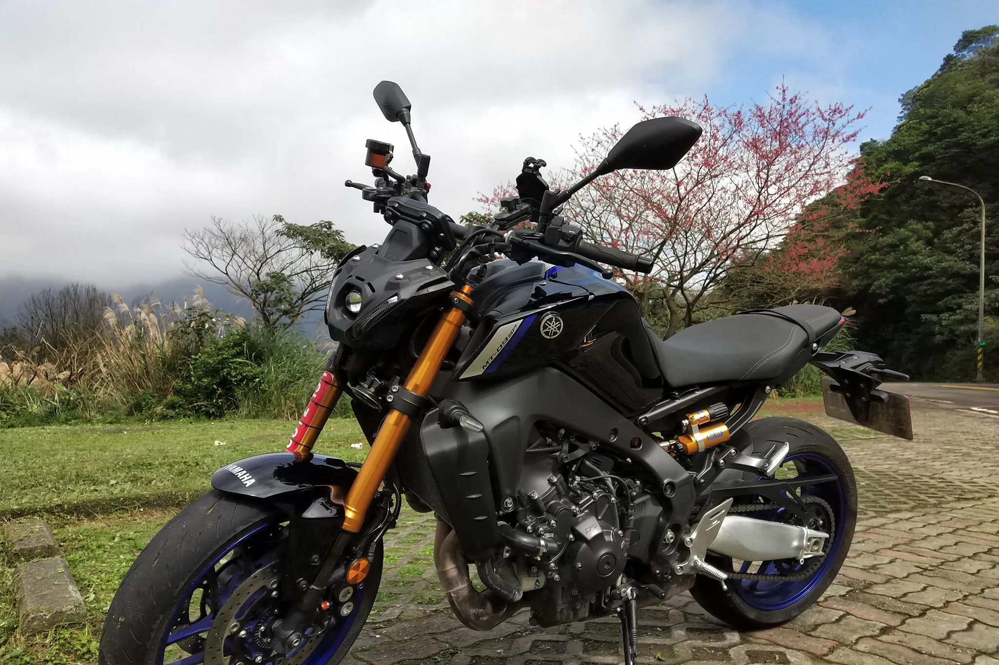 YAMAHA MT-09SP